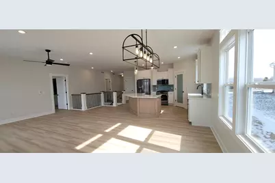 5553 Canal Avenue SW #64, Wyoming, MI 49418 - Photo 11