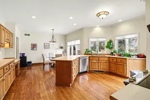 11952 Lorenz Way, Plymouth, MI 48170 - Photo 9