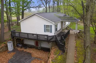 519 Crest Ln, Jonesville, MI 49250 - Photo 5
