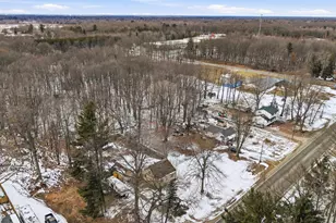 1891 S Mill Iron Rd, Muskegon, MI 49442 - Photo 27