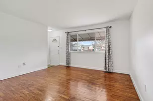 2329 Brooktree Ct, Ypsilanti, MI 48198 - Photo 3