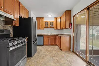 2329 Brooktree Court, Ypsilanti, MI 48198 - Photo 9