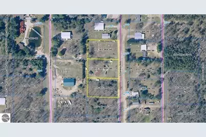 1404 S Taxiway Delta, Lake City, MI 49651 - Photo 19