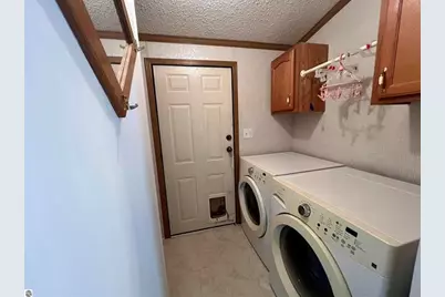 1404 S Taxiway Delta, Lake City, MI 49651 - Photo 9