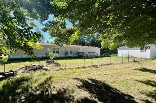 1404 S Taxiway Delta, Lake City, MI 49651 - Photo 17