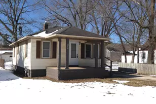 1342 Monroe St, Benton Harbor, MI 49022 - Photo 3
