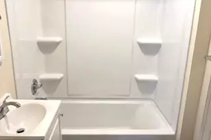 1342 Monroe St, Benton Harbor, MI 49022 - Photo 11