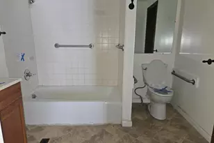 10108 S 37 1/2 Rd, Cadillac, MI 49601 - Photo 21