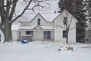 10108 S 37 1/2 Rd, Cadillac, MI 49601 - Photo 1