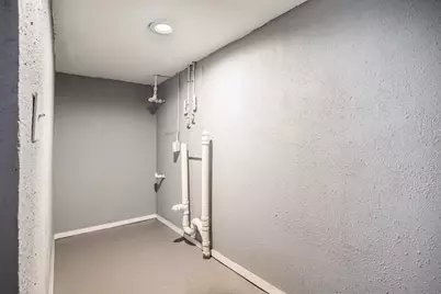 1919 Brunswick Street, Muskegon, MI 49442 - Photo 13