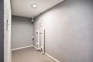 1919 Brunswick St, Muskegon, MI 49442 - Photo 13