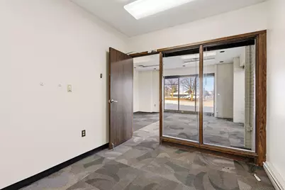 4214 Plainfield Avenue NE, Grand Rapids, MI 49525 - Photo 17