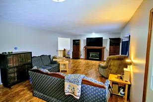 1009 Barton St, Otsego, MI 49078 - Photo 11