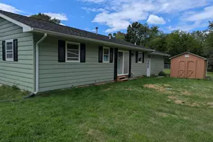 2101 Maple Ln, Hastings, MI 49058 - Photo 23