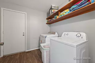 2937 Byron Center Ave SW, Wyoming, MI 49519 - Photo 13