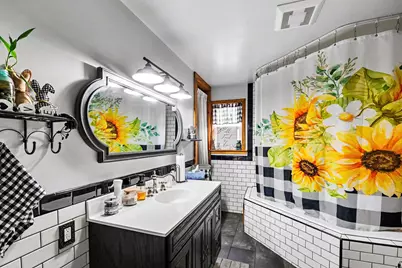 1008 W Grove Street, Greenville, MI 48838 - Photo 15