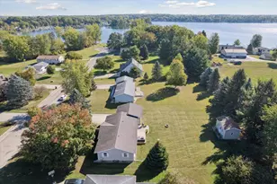 245 Lynbrook Dr, Coldwater, MI 49036 - Photo 45