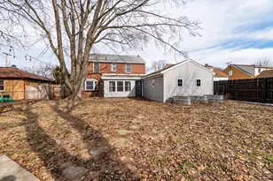 3916 Edgewood St SW, Grandville, MI 49418 - Photo 35