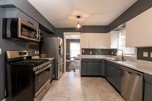 3916 Edgewood St SW, Grandville, MI 49418 - Photo 9