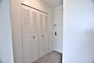 555 E William Street #14B, Ann Arbor, MI 48104 - Photo 9