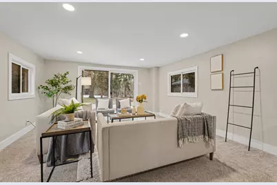 882 E Sternberg Road, Norton Shores, MI 49441 - Photo 17