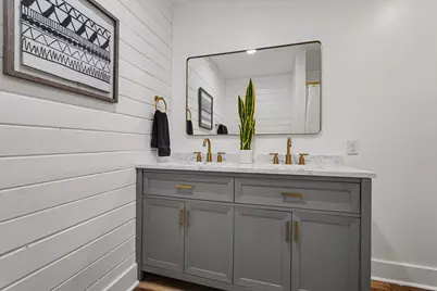 882 E Sternberg Road, Norton Shores, MI 49441 - Photo 9