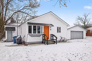 15 Burr St, Battle Creek, MI 49015 - Photo 3