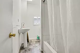 15 Burr St, Battle Creek, MI 49015 - Photo 13