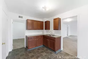 820 W Southern Ave, Muskegon, MI 49441 - Photo 7