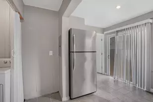 22000 Cunningham Ave, Warren, MI 48091 - Photo 19