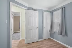 22000 Cunningham Ave, Warren, MI 48091 - Photo 15