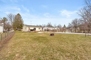 215 Washington St, Otsego, MI 49078 - Photo 33