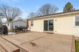 215 Washington St, Otsego, MI 49078 - Photo 29