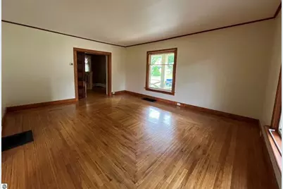 506 E Division Street, Cadillac, MI 49601 - Photo 23