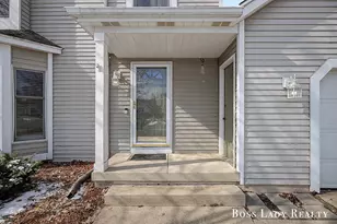 6323 Brookfield Ct, Hudsonville, MI 49426 - Photo 3