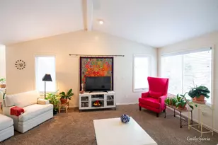 1361 E Pointe Ridge, Holland, MI 49423 - Photo 15