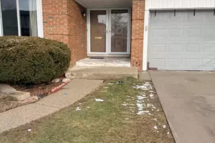 32602 Barclay Square, Warren, MI 48093 - Photo 3