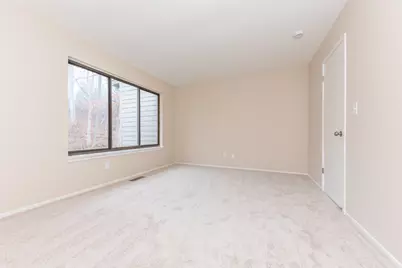 3021 Lake Haven Court, Ann Arbor, MI 48105 - Photo 9