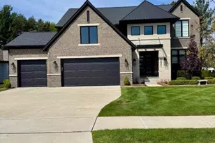 52801 Royal Park Ave, Shelby Twp, MI 48315 - Photo 1