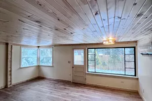 1478 E Gardner Ave, Newaygo, MI 49337 - Photo 7