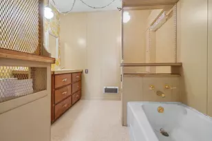 515 W Burr Oak St, Centreville, MI 49032 - Photo 11