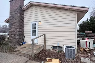 5682 Madison Ave SE, Grand Rapids, MI 49548 - Photo 3