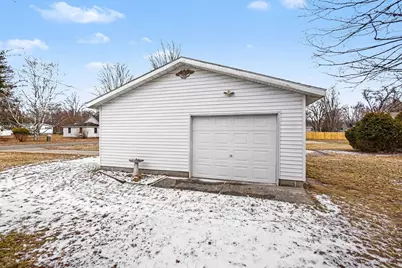 307 Orton Street, Howard City, MI 49329 - Photo 5