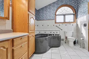 21093 North Ave, Battle Creek, MI 49017 - Photo 9