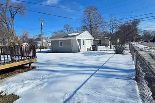 6587 Elm St, Taylor, MI 48180 - Photo 3