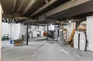 817 W 11 Mile Rd, Royal Oak, MI 48067 - Photo 25