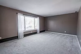 465 Barkwood Ct NW, Grand Rapids, MI 49534 - Photo 5