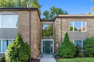 465 Barkwood Ct NW, Grand Rapids, MI 49534 - Photo 3