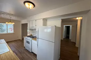 1632 Ohio Ave, Lansing, MI 48906 - Photo 9