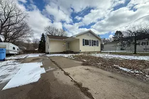 1632 Ohio Ave, Lansing, MI 48906 - Photo 31